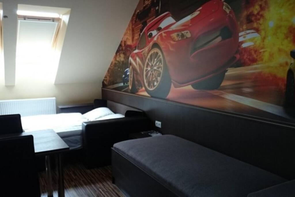 Corvin Apartman Gyula Exteriör bild